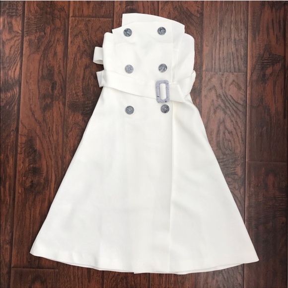 NEW Chicwish Connection Strapless White Dress - Picture 2 of 4